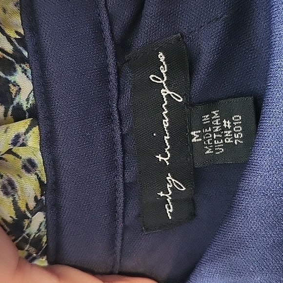 City Triangles Strapless Side Slit Partially Lined Sheer Overlay Maxi - Size M - Picture 13 of 15